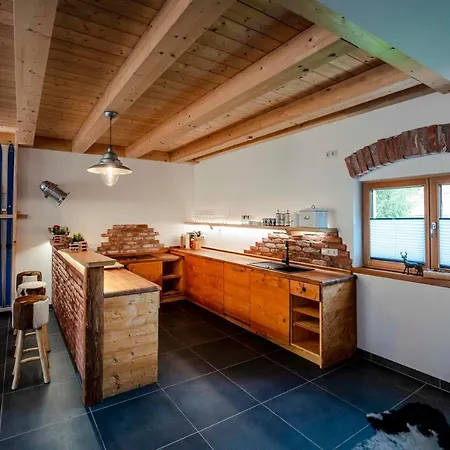 Einzigartiges Alpenloft In Fur 8 Gaste Mit Whirlpool Шале