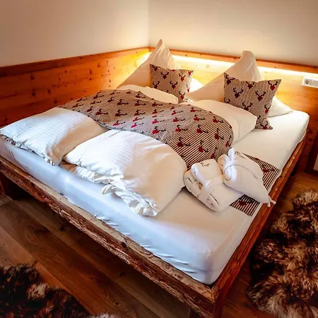Шале Einzigartiges Alpenloft In Fur 8 Gaste Mit Whirlpool *