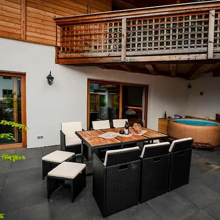 Einzigartiges Alpenloft In Fur 8 Gaste Mit Whirlpool * Миттенвальд