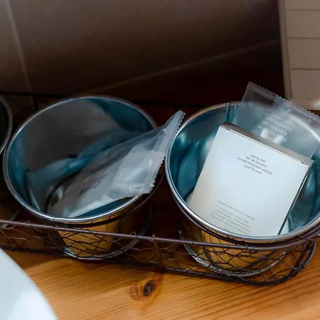 Шале Einzigartiges Alpenloft In Fur 8 Gaste Mit Whirlpool Миттенвальд