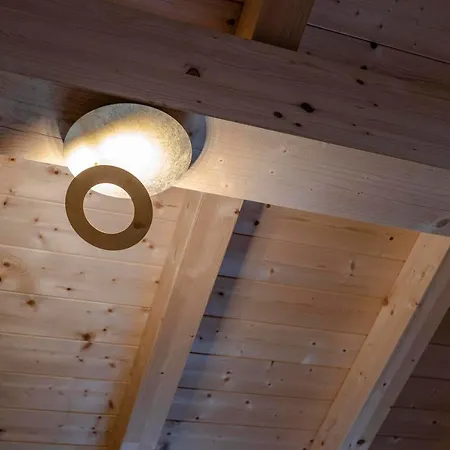 Einzigartiges Alpenloft In Fur 8 Gaste Mit Whirlpool Шале