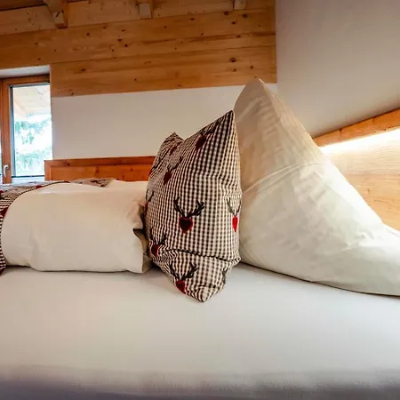 Einzigartiges Alpenloft In Fur 8 Gaste Mit Whirlpool *